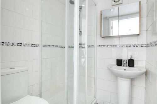 Sca-big House 9min To Nec - Sleeps 4 - Park 3 Vans