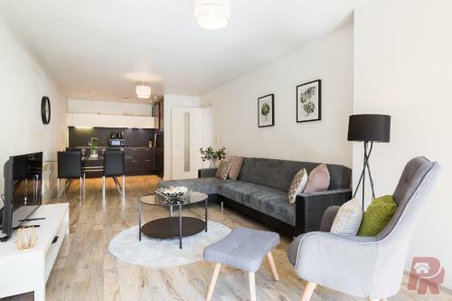 Birmingham Most Central Apartment With Free Secure Parking