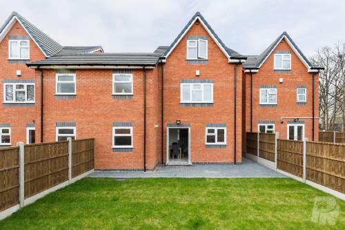 Birmingham Estate I By Prime Stays