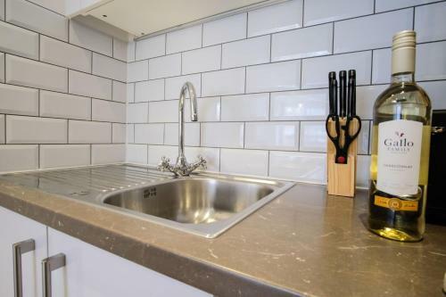 Bed & Breakfast Onyx Serviced Luxury Birmingham City Accommodation