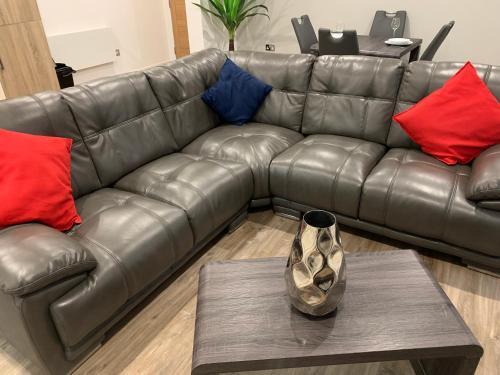 Impeccable 2-bed Apartment In Birmingham