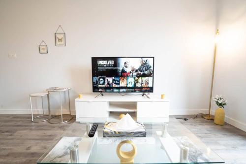 Cosy New-build Apartment With Netflix