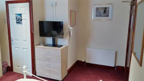 Hostal Selenite Guest House