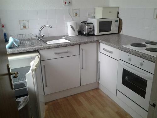 Lawnswood Holiday Apartments
