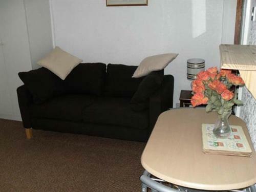 Lawnswood Holiday Apartments