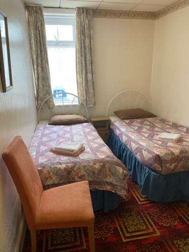 Hostal Tres Bon Hotel