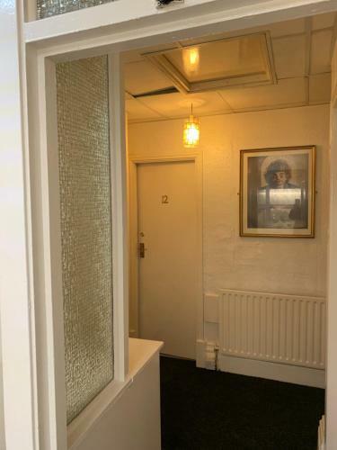 Hostal Tres Bon Hotel