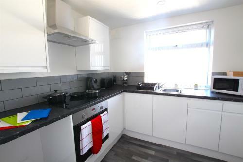 Fabrik Apartments - 66 Central Drive