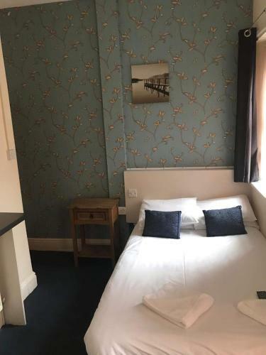 Newbury Hotel