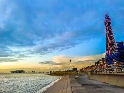 Empire Blackpool Apartments - George St