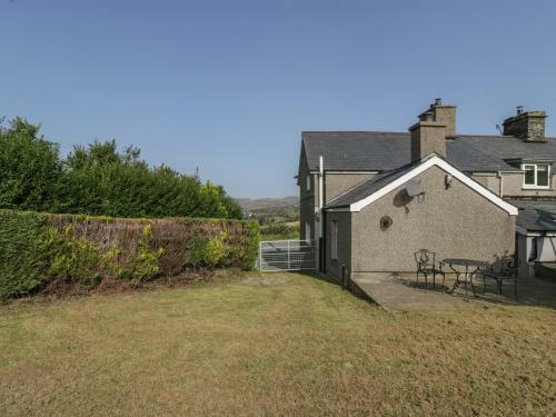 5 Bryn Tirion