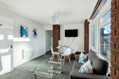 Staycation Apartments By Sasco