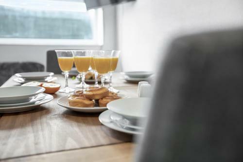 Staycation Apartments By Sasco
