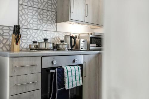 Staycation Apartments By Sasco