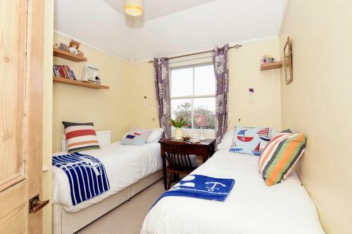 Bognor Regis Villa Sleeps 6 With Wifi