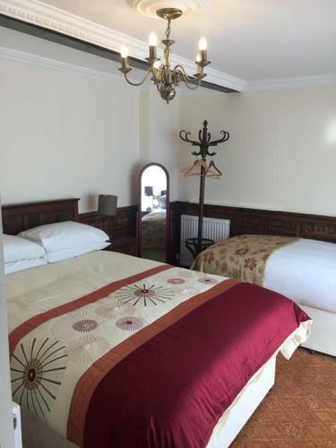 Crown Hotel Cotswold