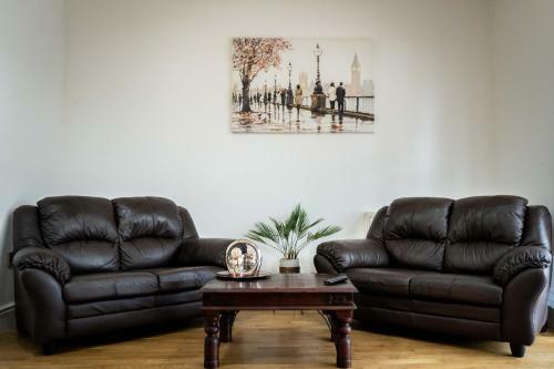 Redbourne Holiday Home