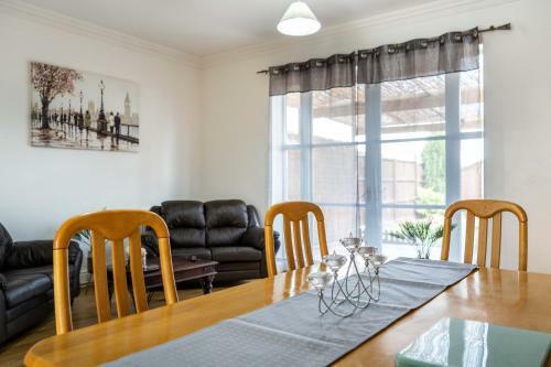 Redbourne Holiday Home