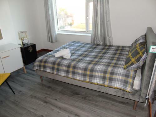 Beautiful 4-bed Apartment
