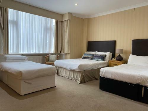 Hinton Firs Hotel