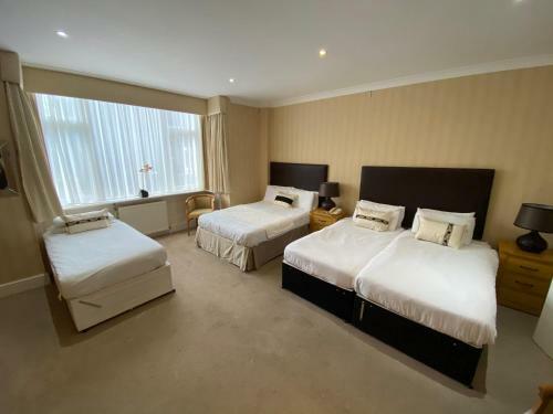 Hinton Firs Hotel