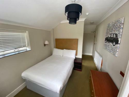 Hinton Firs Hotel