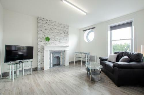 The Quayside Apartment Hotel