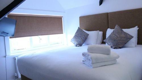 Primrose Hotel