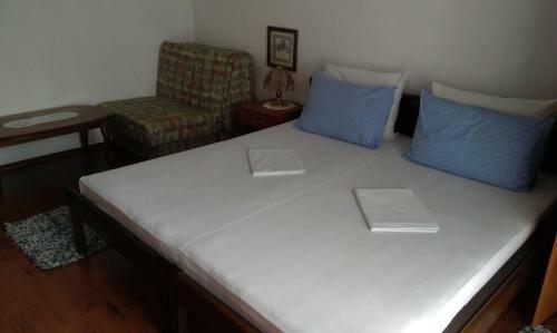 Apartments Jela