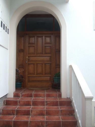 Apartments Jela