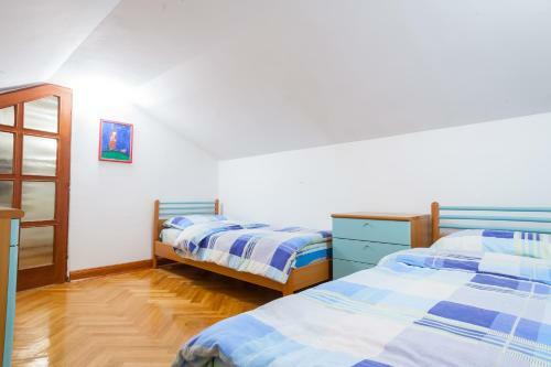Apartments Perasto