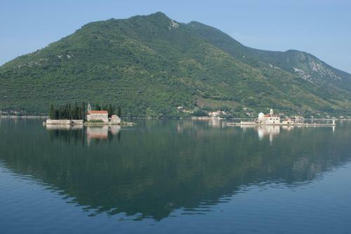 Apartment Dyonis Perast