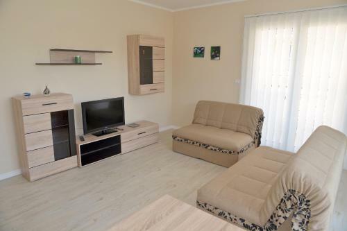 Apartments Mianiko