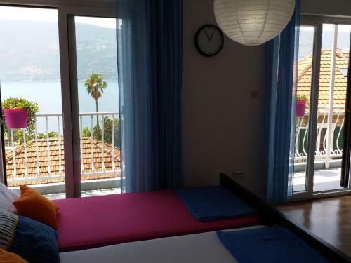 Apartments And Rooms Bumerang