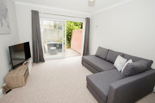 Chine Gardens - 2 Bedroom Apartment