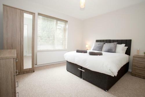 Chine Gardens - 2 Bedroom Apartment
