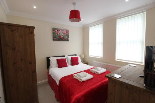 Westcliff House - 4 Bedrooms