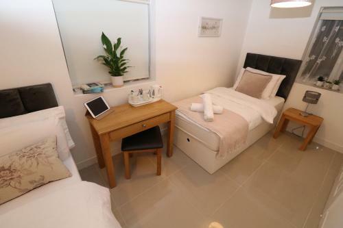 Hostal The Lavenders