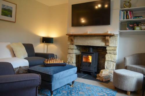 Darly Cottage