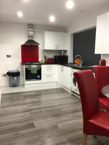 Stunning 2-bed House In High Wycombe
