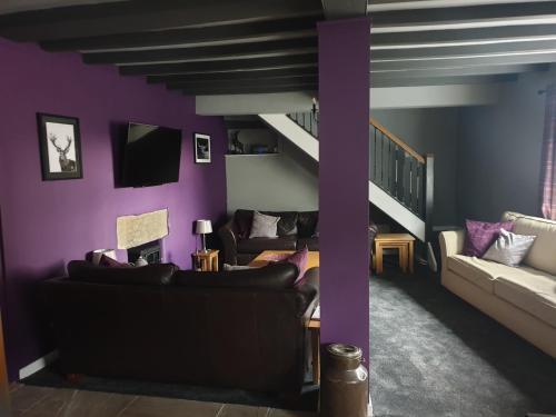 Lovely 4 Bed House Sleeping 8 Near Ashbourne