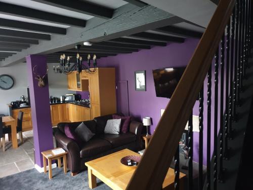 Lovely 4 Bed House Sleeping 8 Near Ashbourne