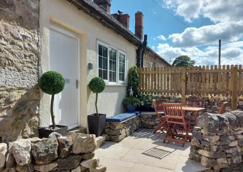 Lovely 4 Bed House Sleeping 8 Near Ashbourne