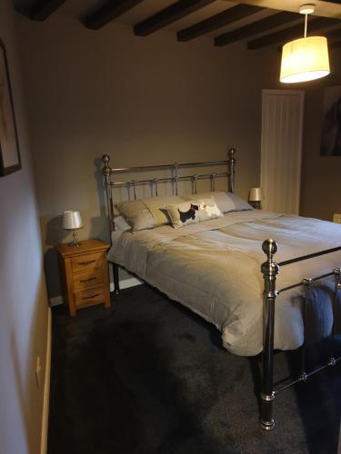 Lovely 4 Bed House Sleeping 8 Near Ashbourne