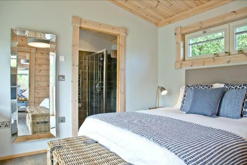 Swanpool, Great Field Lodges, Braunton