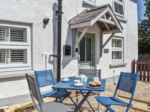 Chuckle Cottage
