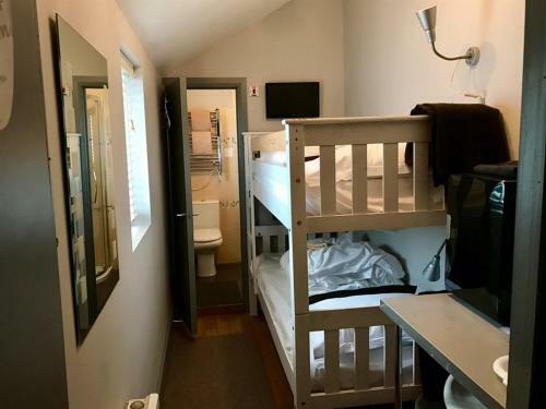 Hotel Ei8ht Brighton Guest Accommodation