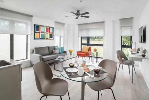Q Square By Supercity Aparthotels