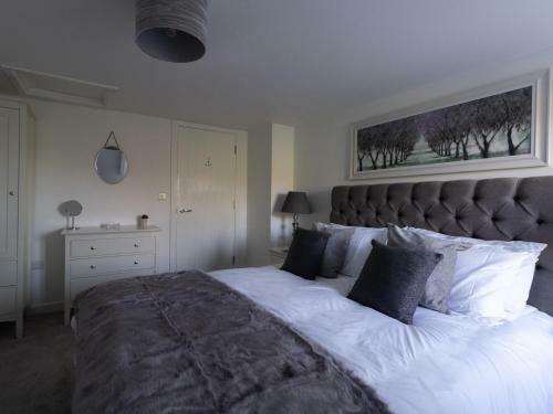 Willowbrook Cottage