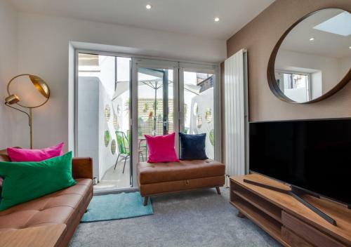 Corner Cottage